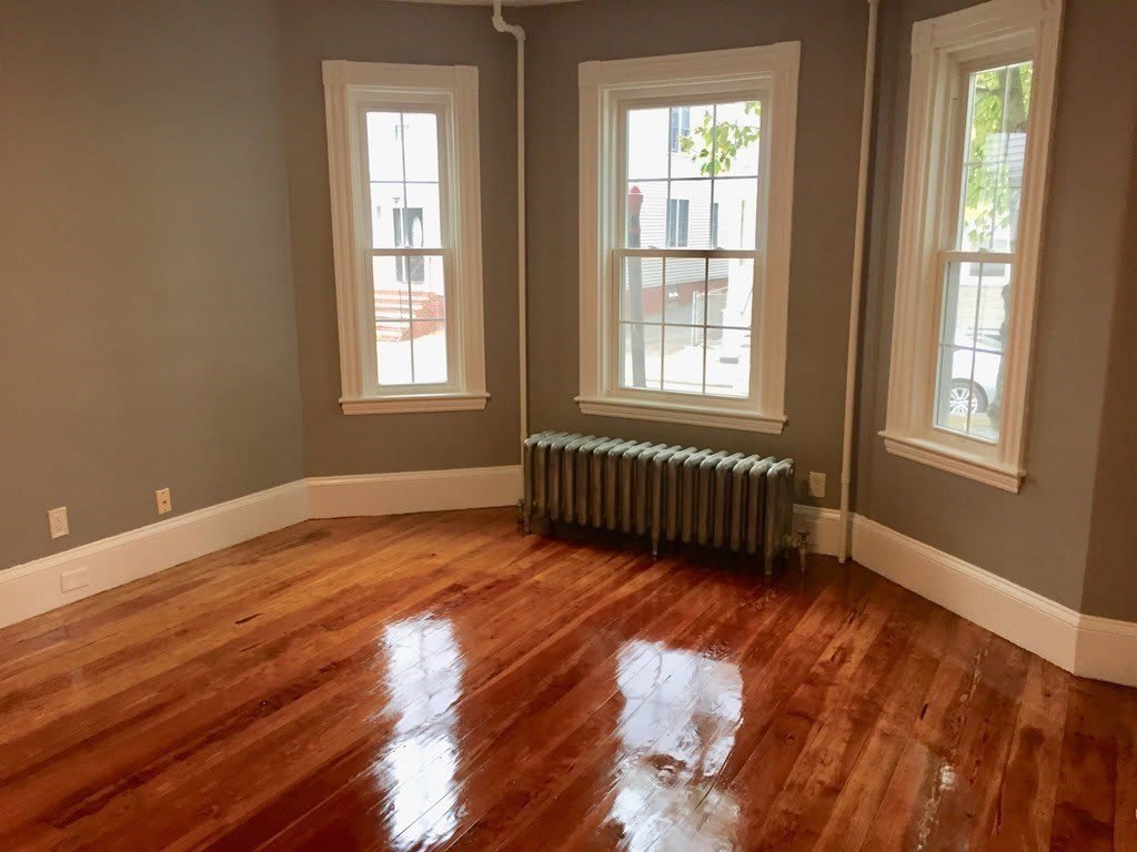 671 E 8th – photo 3