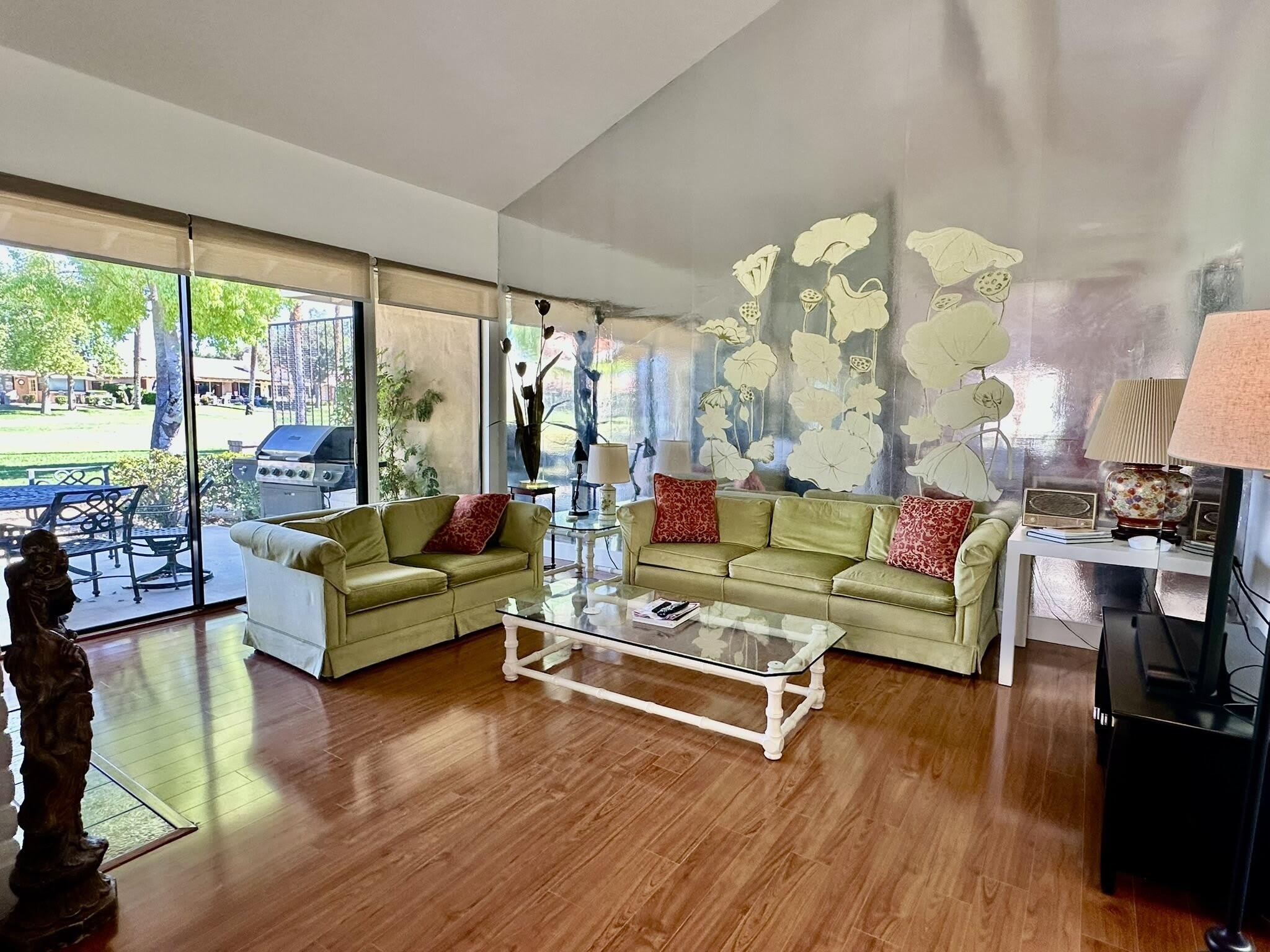 316 S Sierra Madre – photo 4