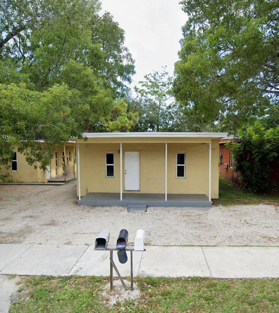 Nice 2 1 House – photo 2