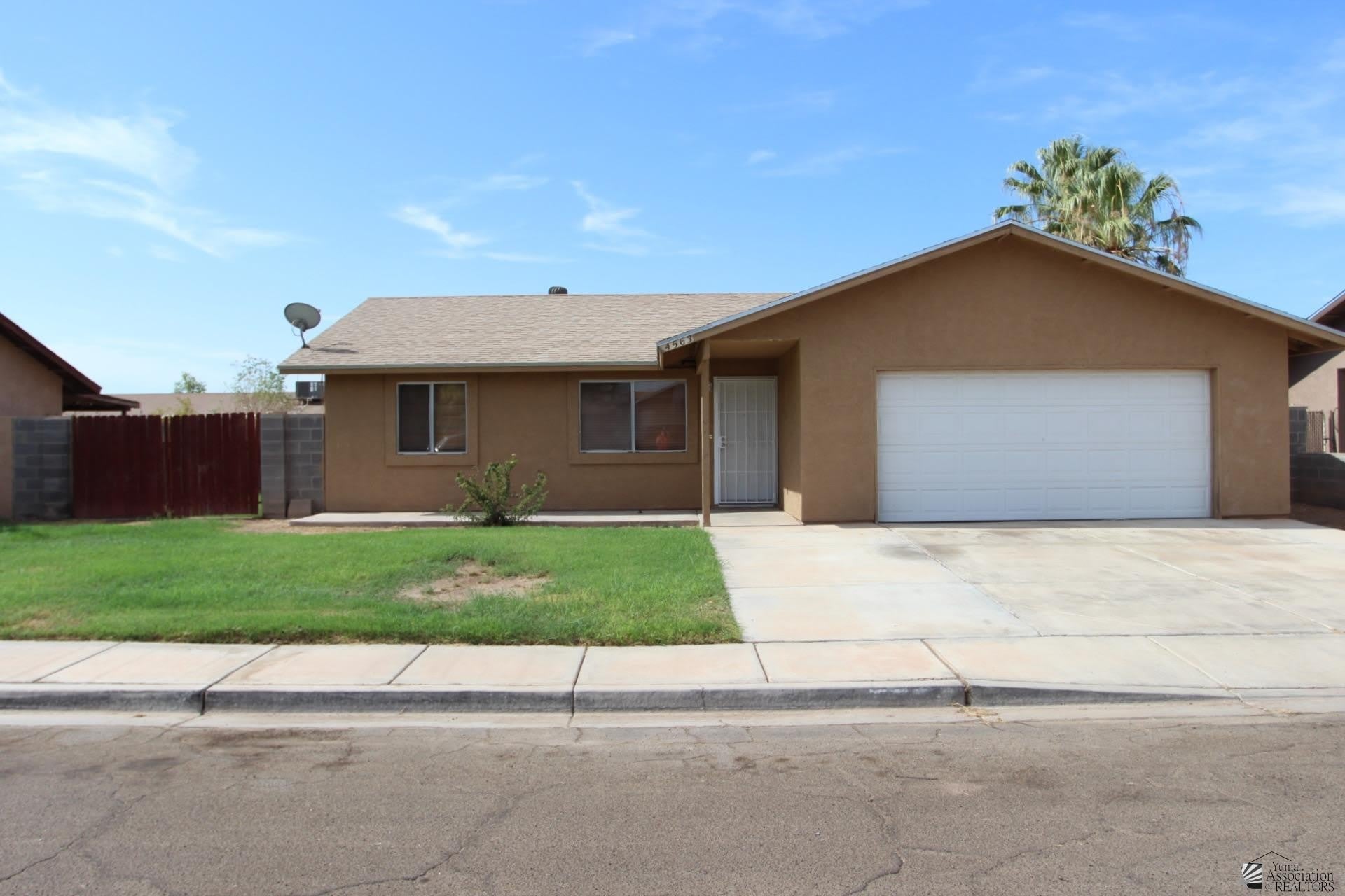 4563 W 18 LN – photo 1