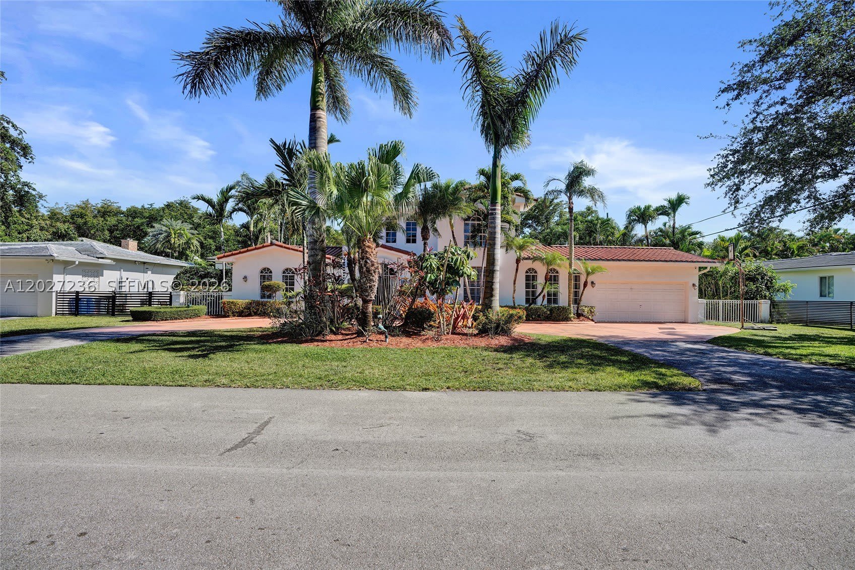 1534 Palancia Ave – photo 3