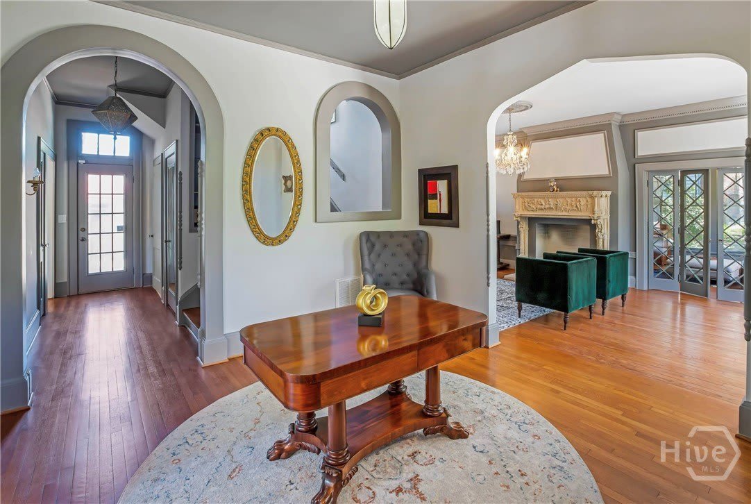 624 E Victory Drive – photo 4
