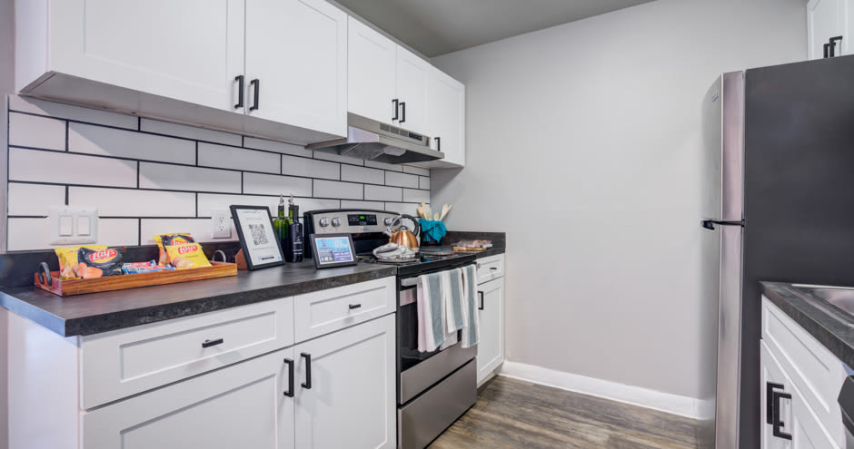Latitude 28 Apartments – photo 2