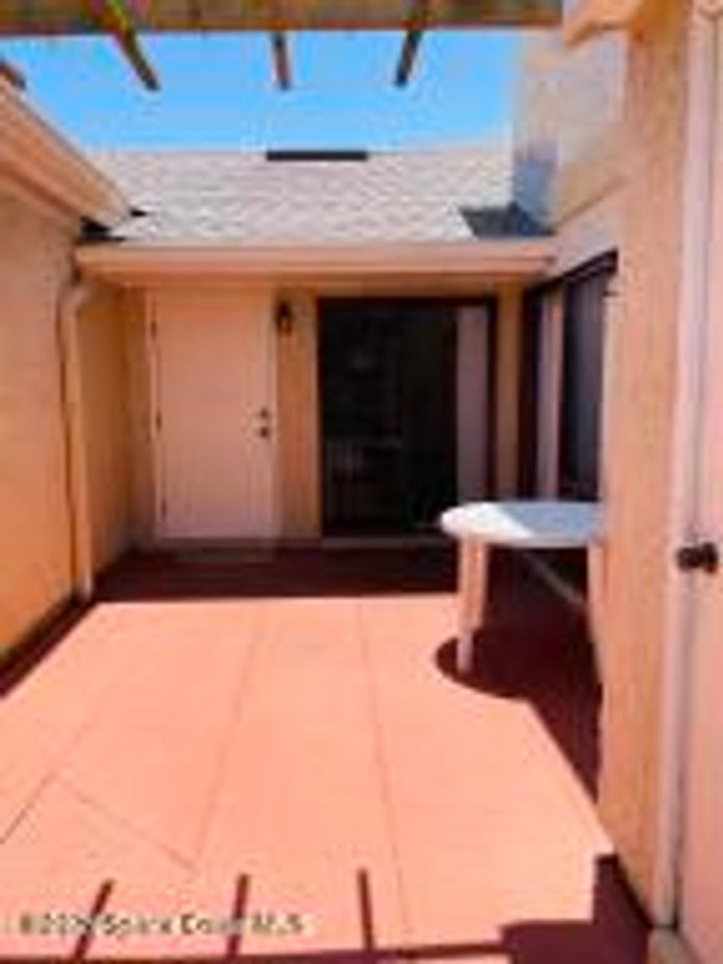 Short Term OR Long Term Rental Fully Furnished!! – photo 2