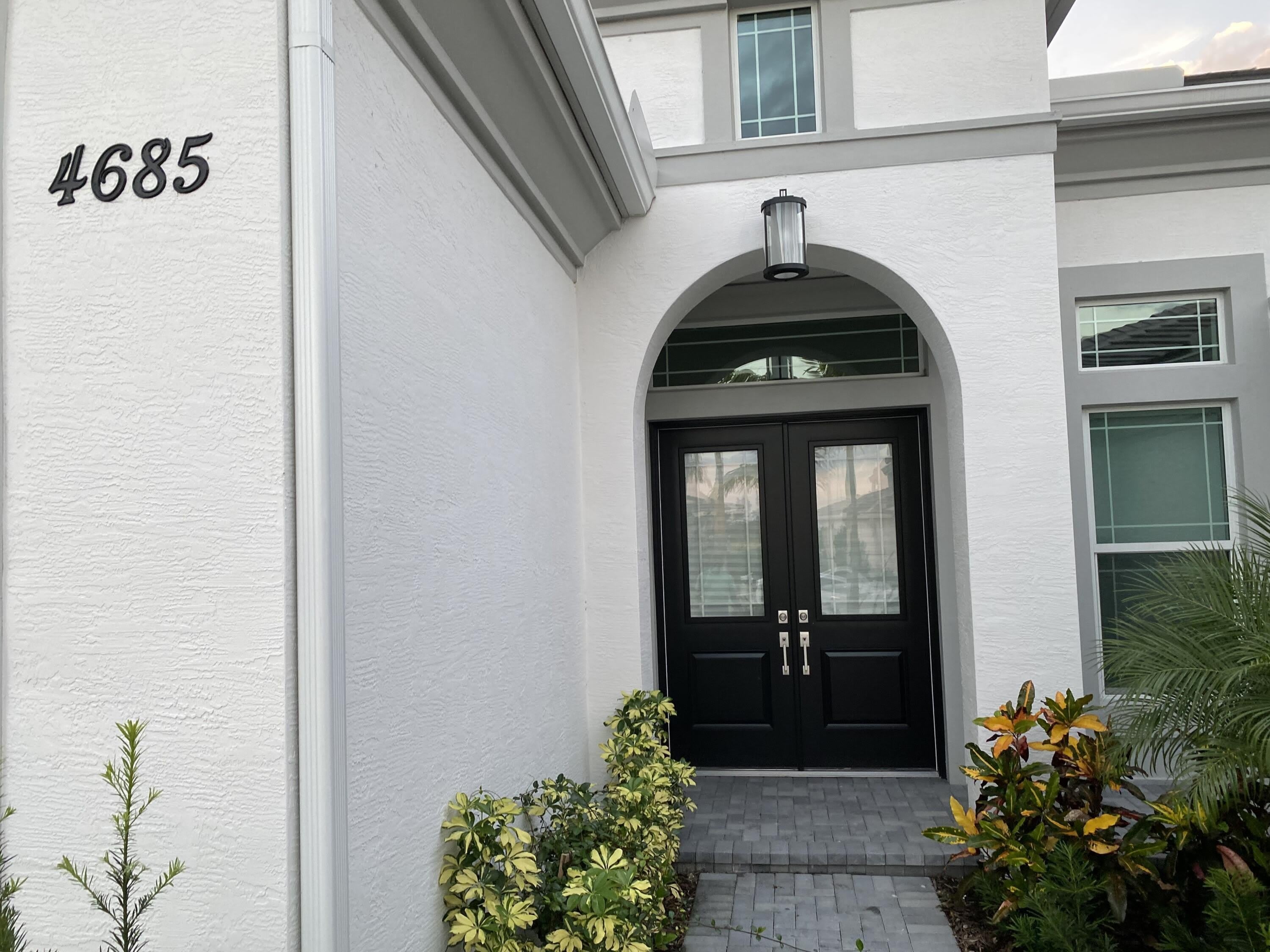 4685 Estates Circle – photo 3
