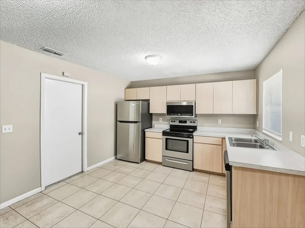 1532 S Washington Ave – photo 2