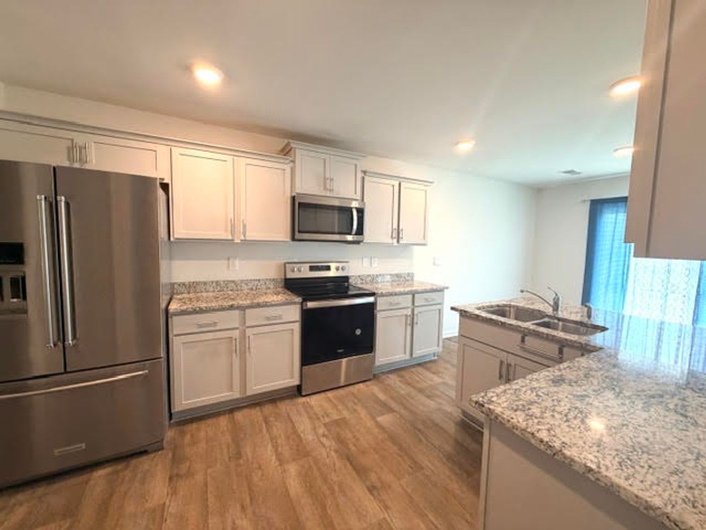 Almost New 5 Bedroom Energy Efficient Home With Freedom From Duke Energy – photo 3