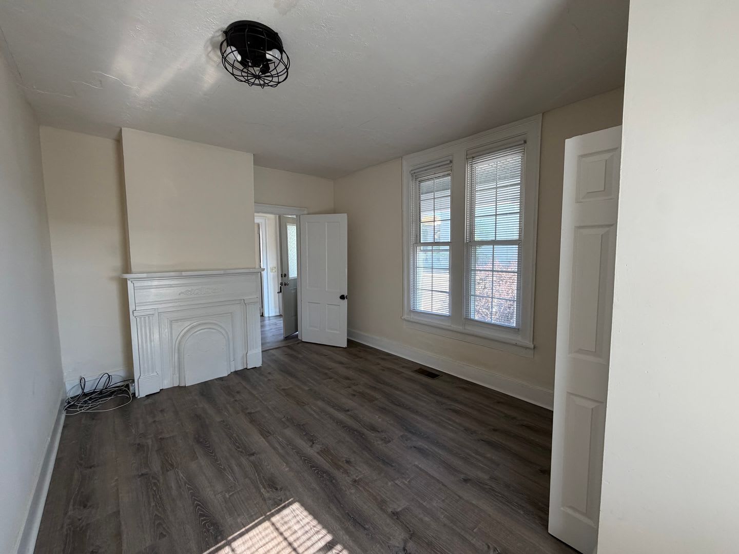 2 West Hampton Street Charming 3Br 1Ba In Staunton – photo 5