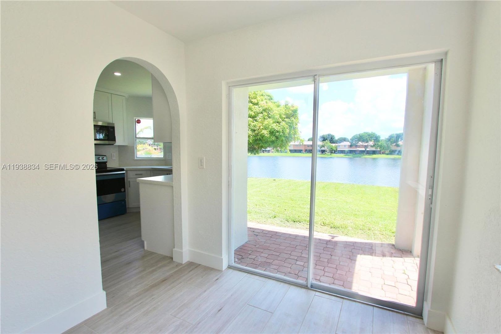 239 Nw 107Th Avenue Pembroke Pines Fl 33026 – photo 5