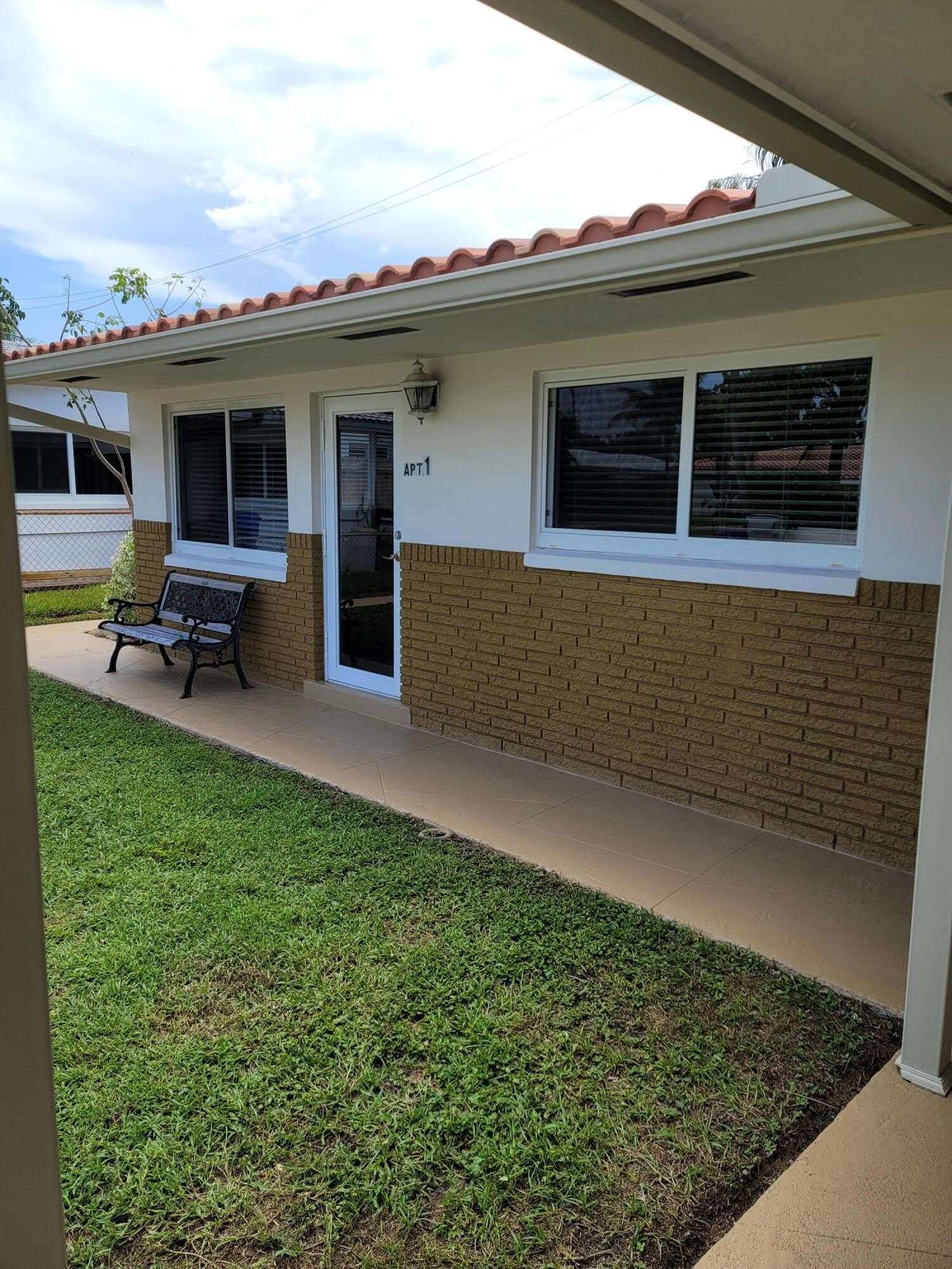 451 SE 1st Avenue – photo 2