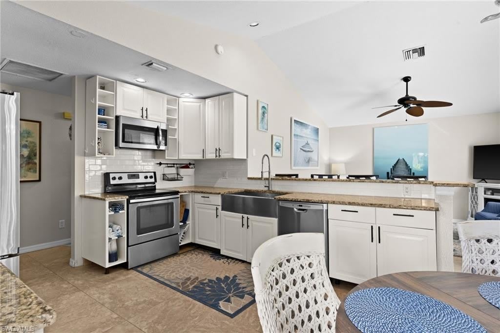 105 W Hilo St – photo 5