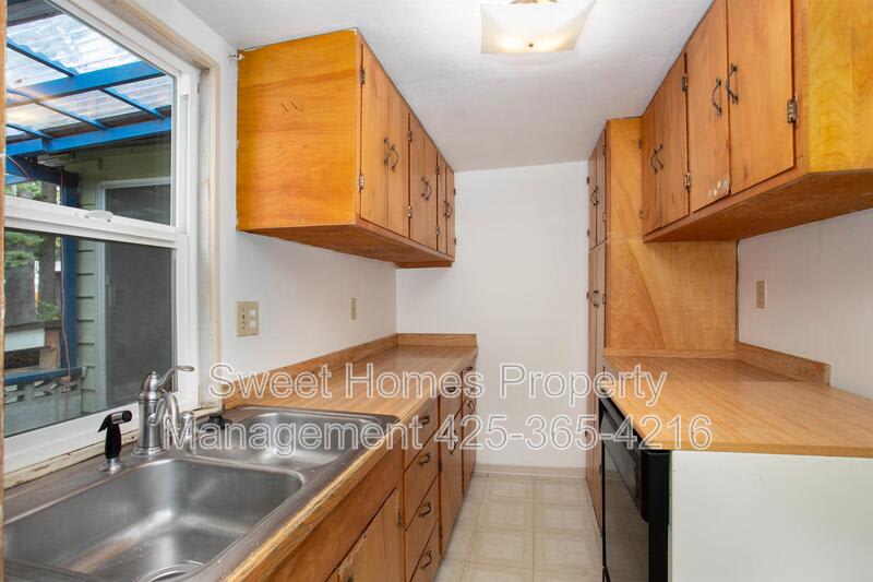 1338 North 152Nd Street – photo 4