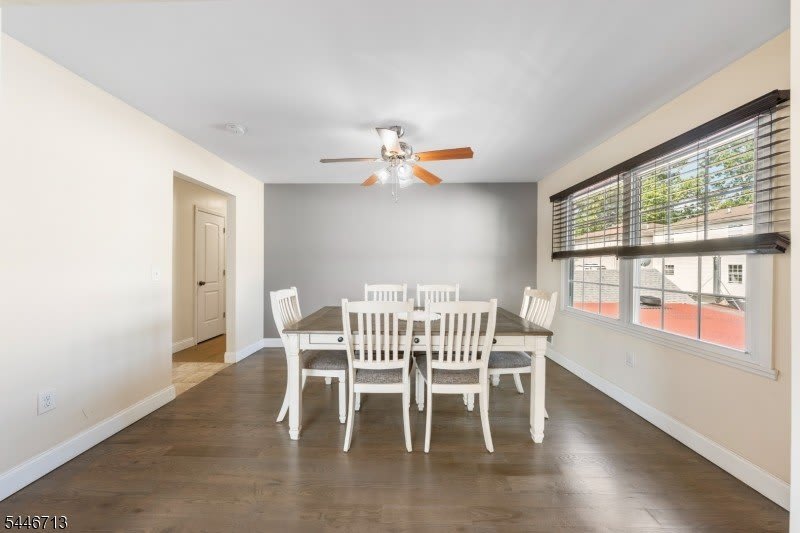 128 Baltimore Ave – photo 3