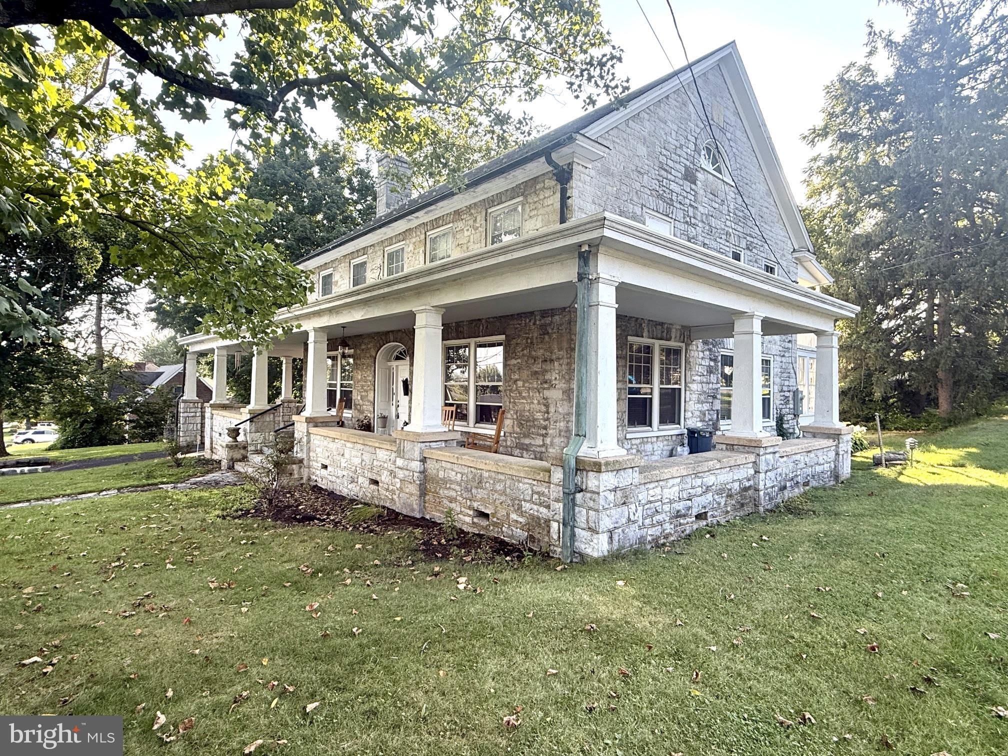 135 LOUDON Road – photo 3