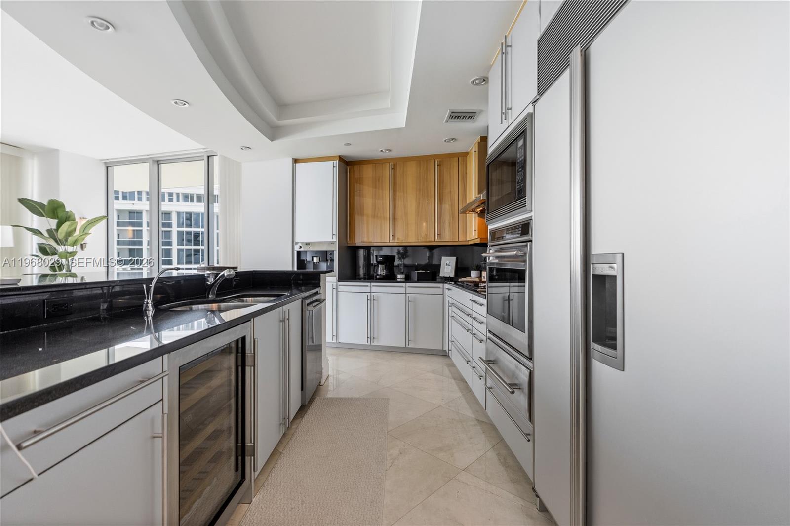 10295 Collins Avenue – photo 2