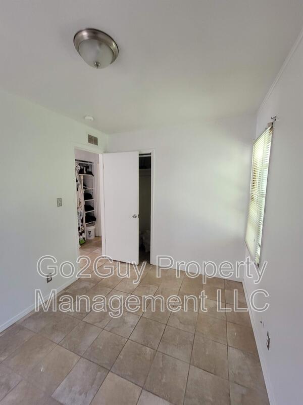 1449 East Harry – photo 5