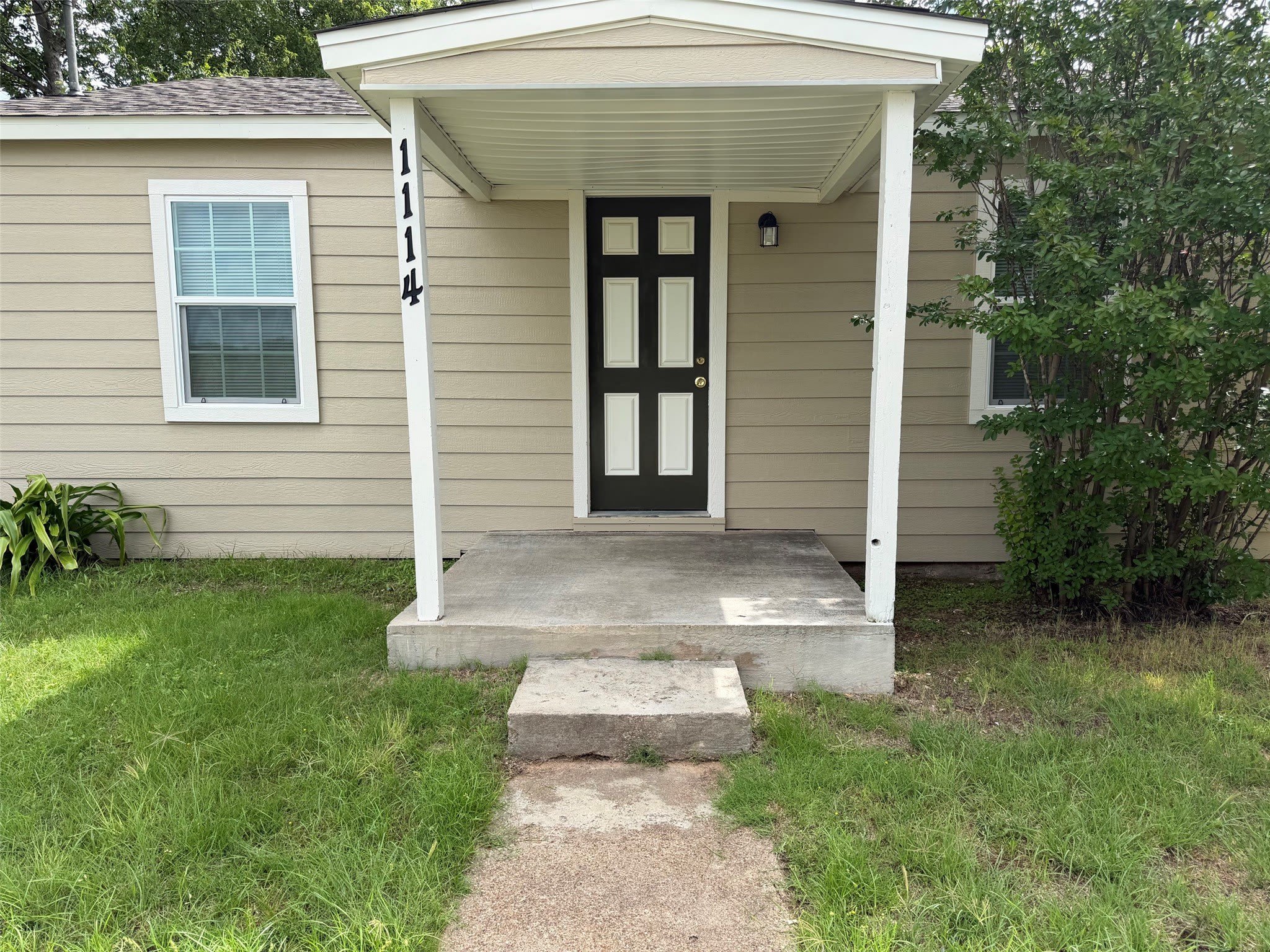 1114 Thorpe Springs Road – photo 2