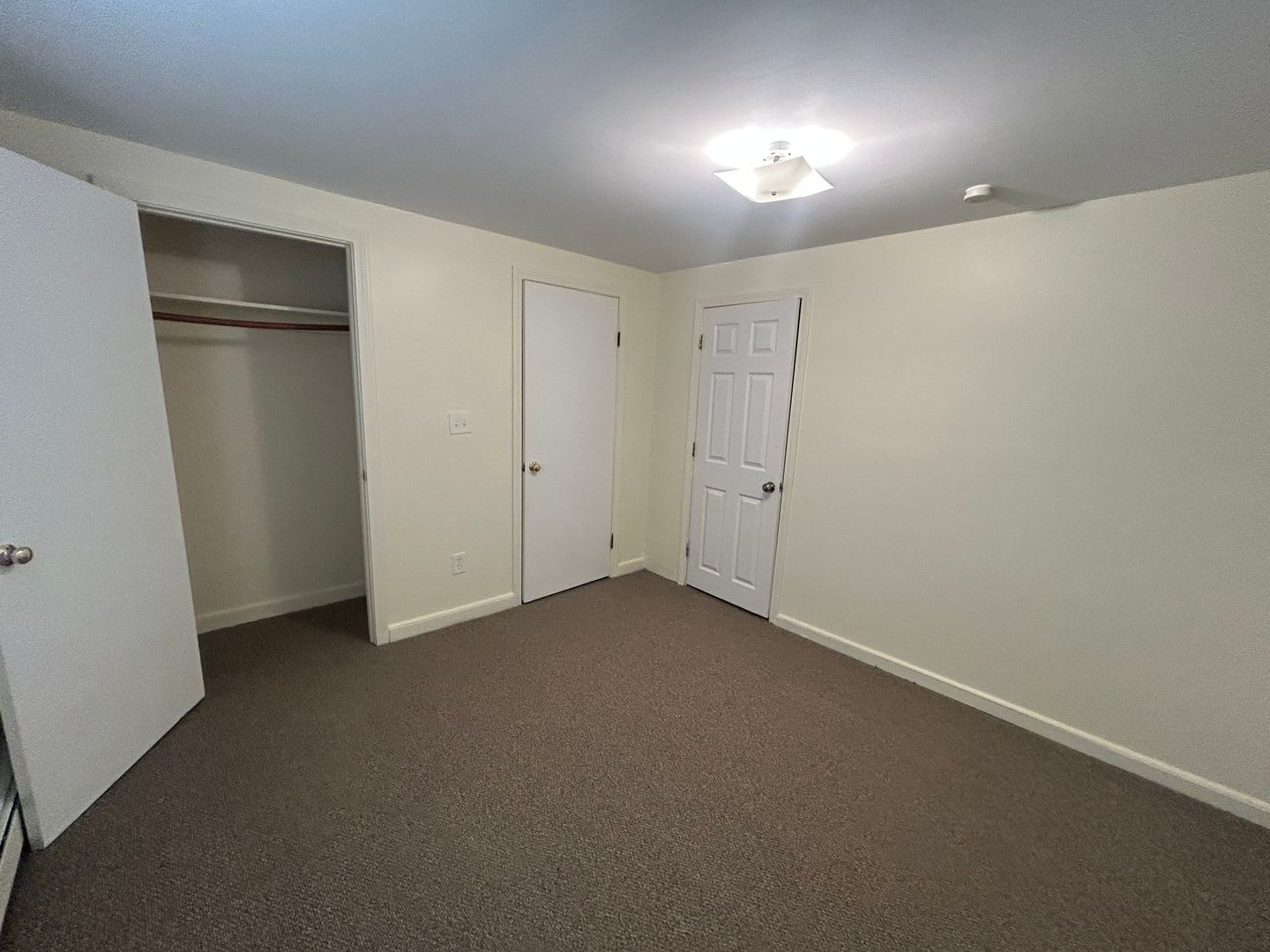 Charming Apartment Just Off Of Moody – photo 5