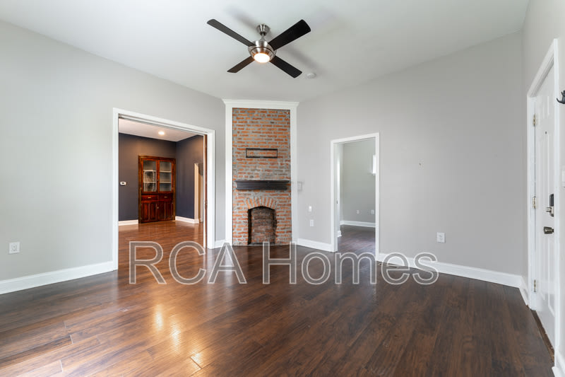 1042 Saint Paul Street – photo 3