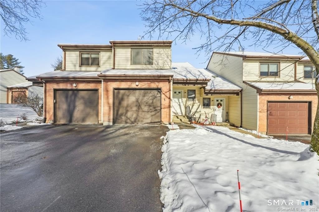 17 Oak Forest Drive – photo 1