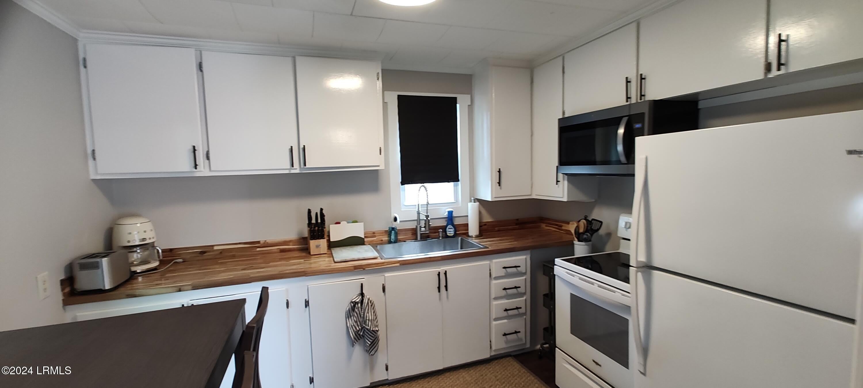 607 Waight Street – photo 3