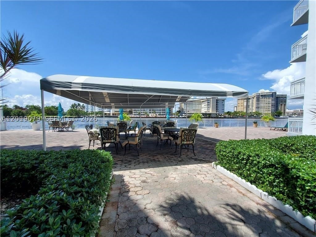 1913 S Ocean Dr – photo 3