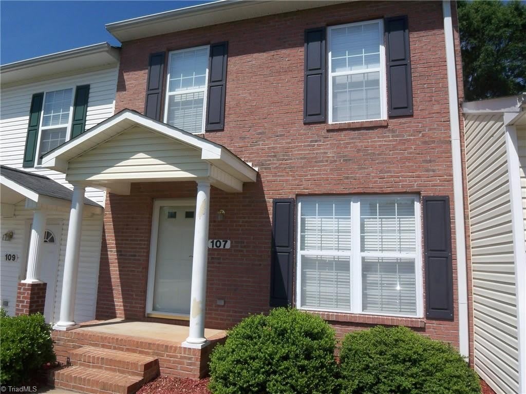 107 Nelson Street – photo 2
