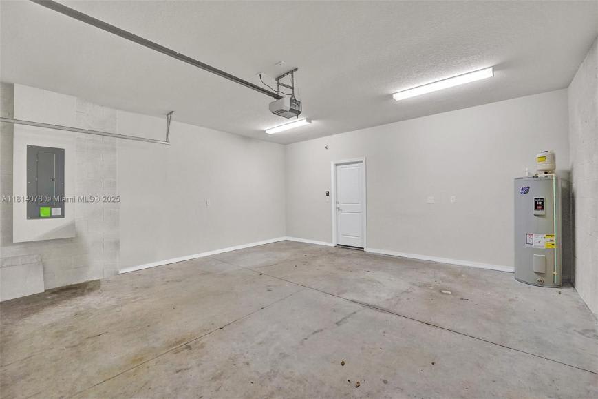 4764 Eucalyptus Dr – photo 3