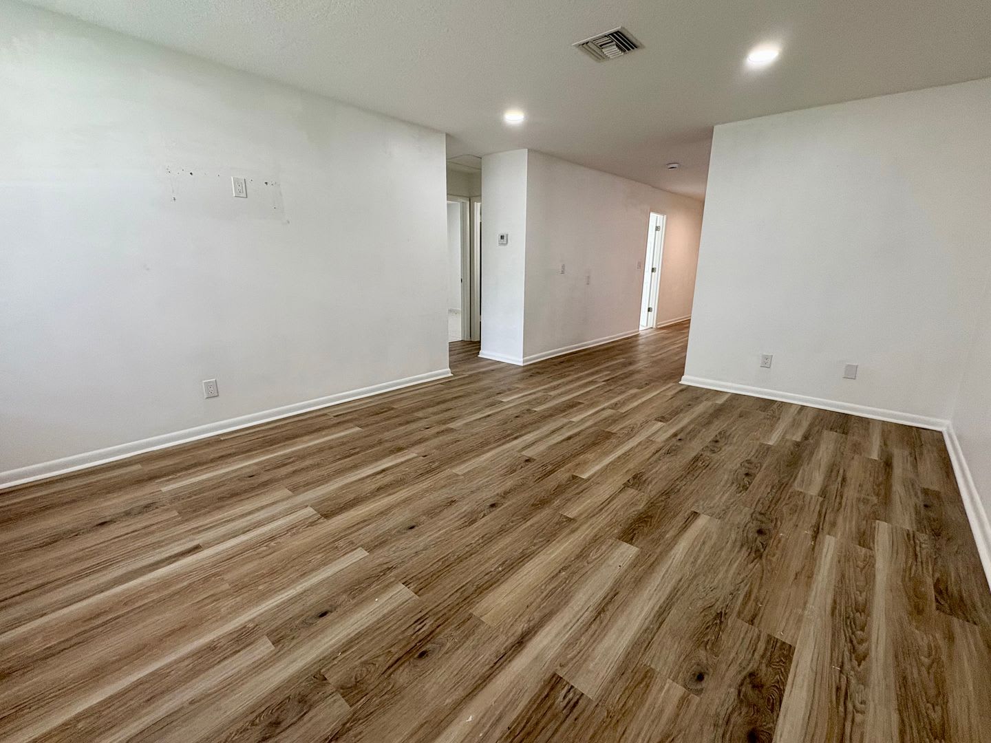 3/1.5 Palm City Home – photo 4