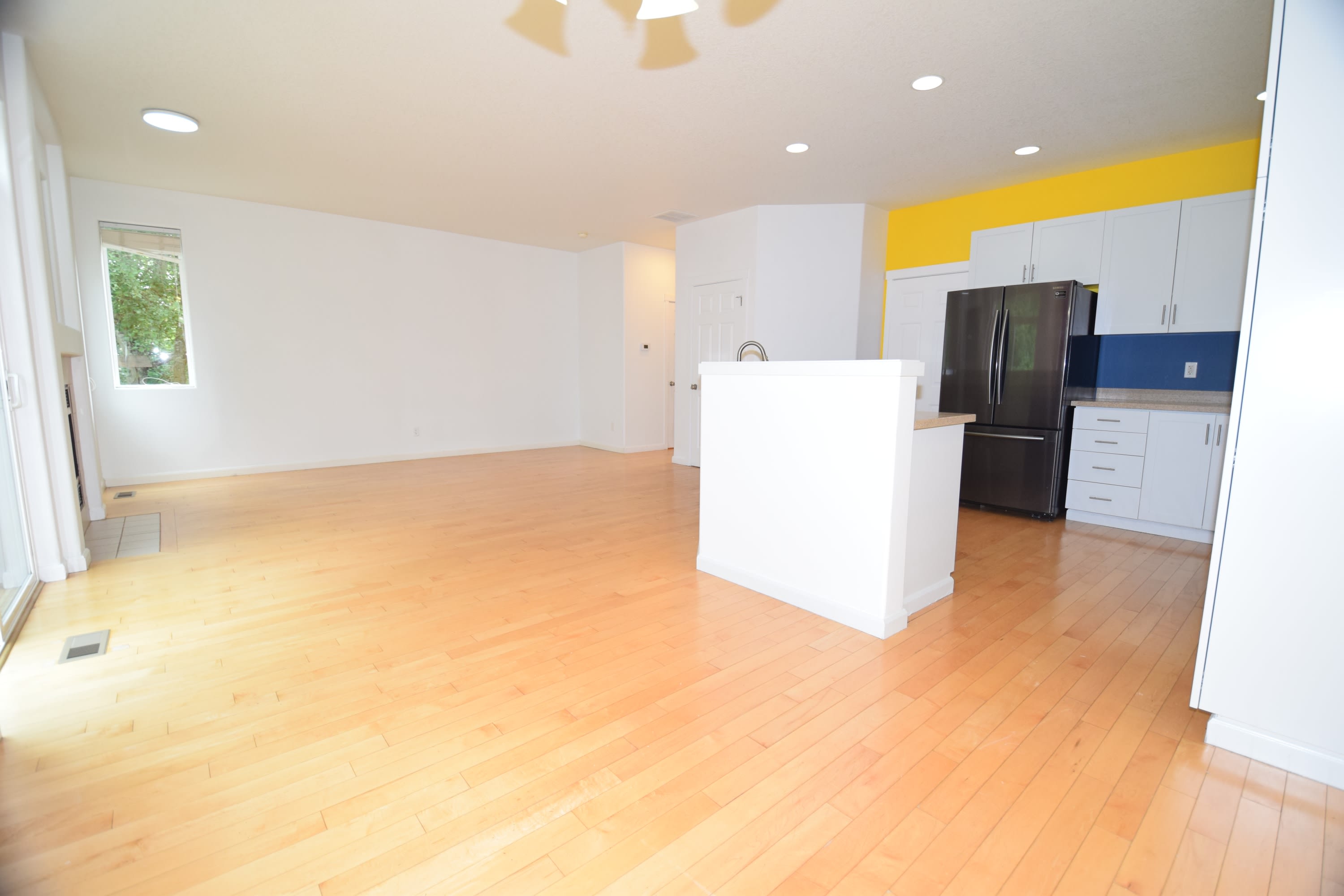 432 Northeast 57th Avenue – photo 4