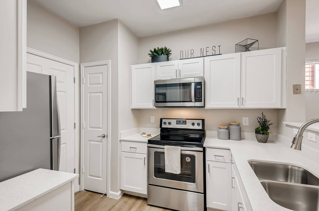 Parkfield Apartment Homes – photo 1