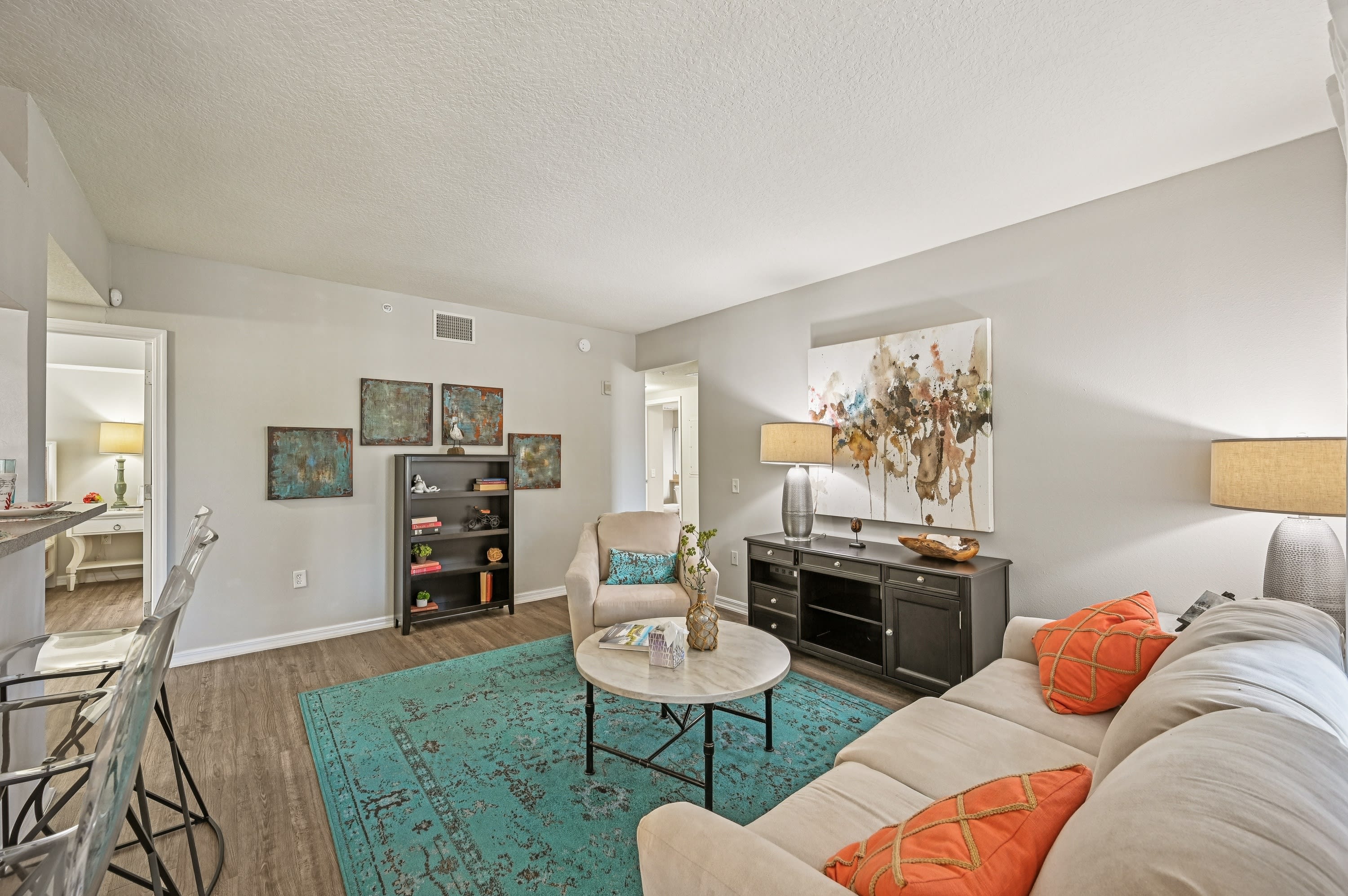 1933 Ne Lake Place – photo 3