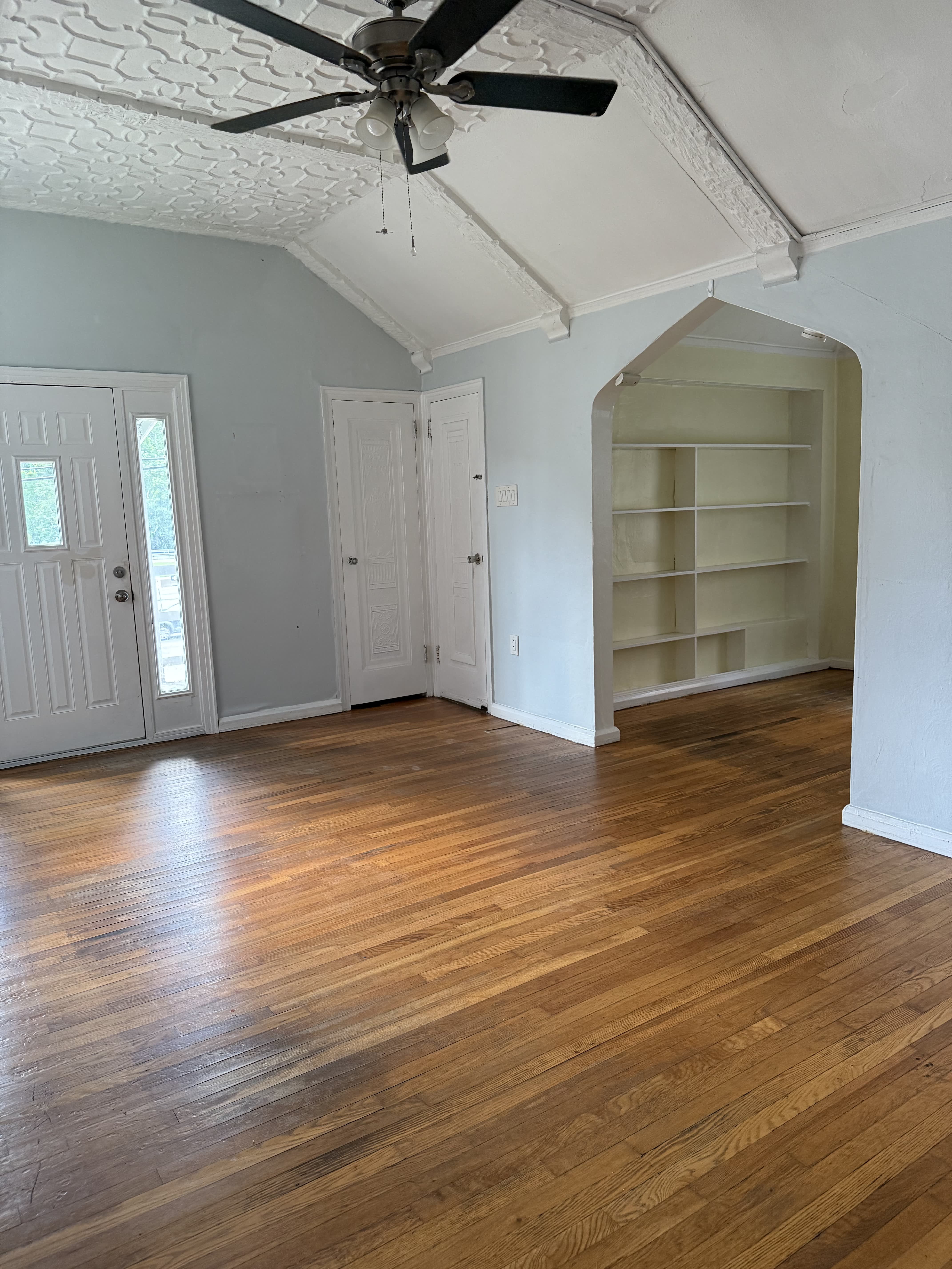 3825 Beechwood Blvd – photo 4