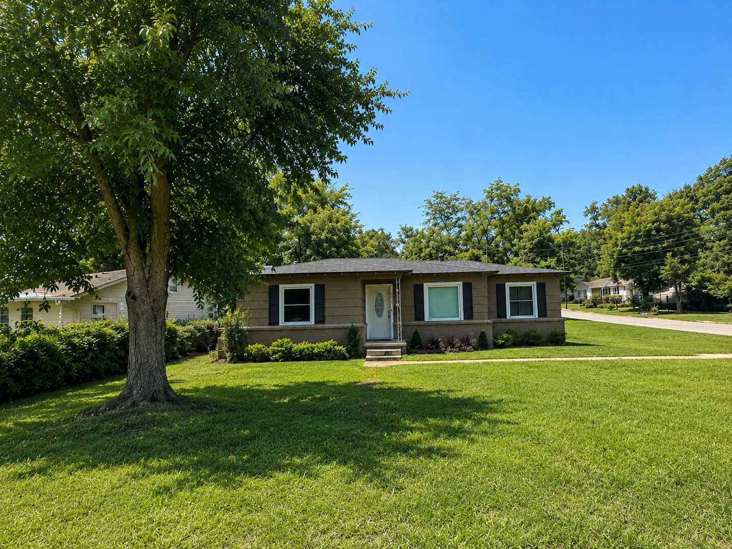 2521 Sunnybrook Dr. – photo 1