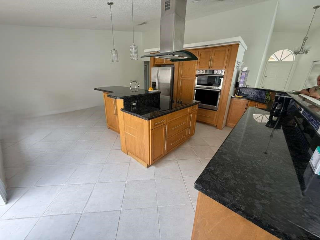 18171 Northwest 18th Street – photo 3
