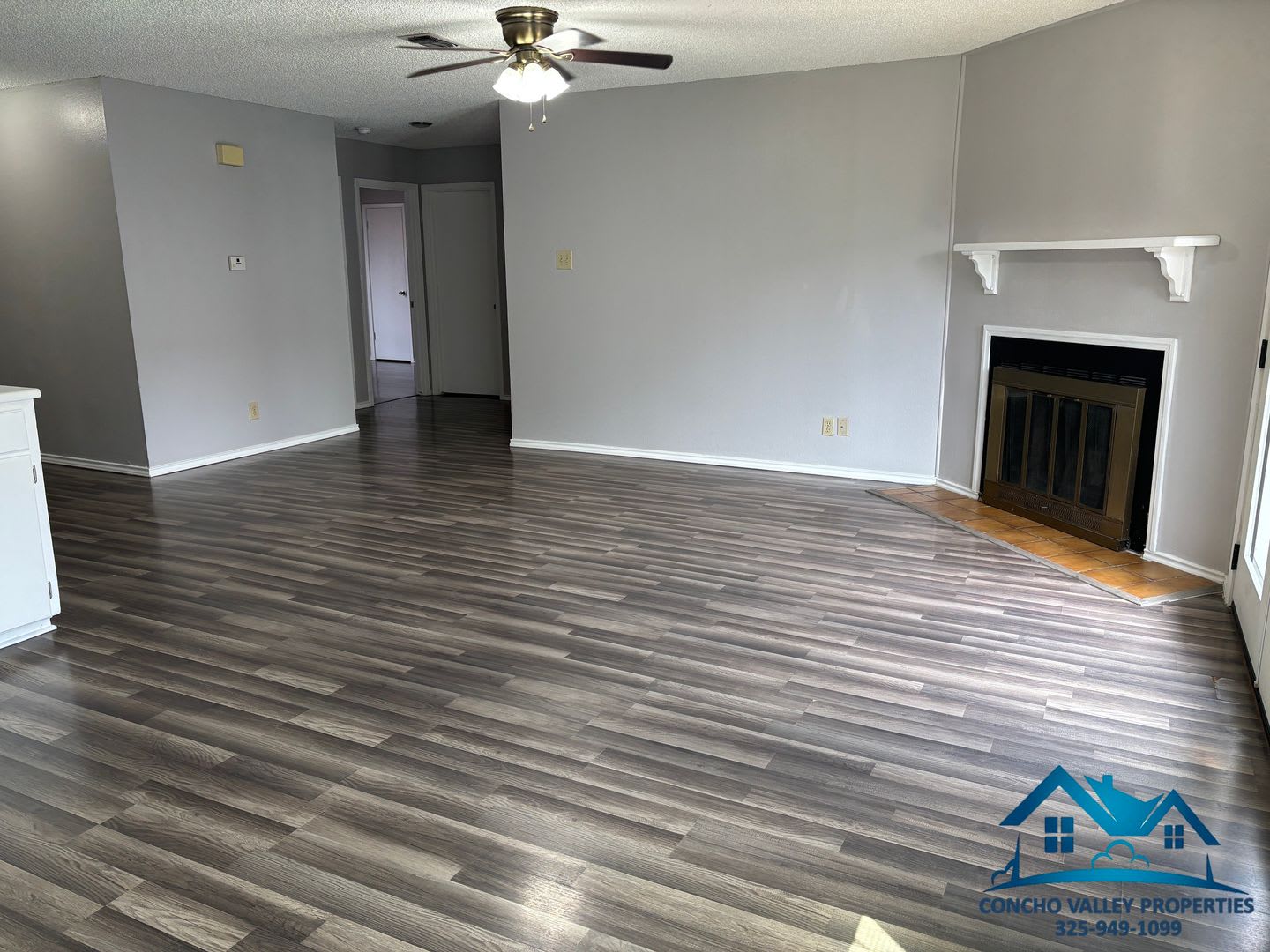 For Rent 3 Bed 2 Bath 1016 Glenna – photo 4