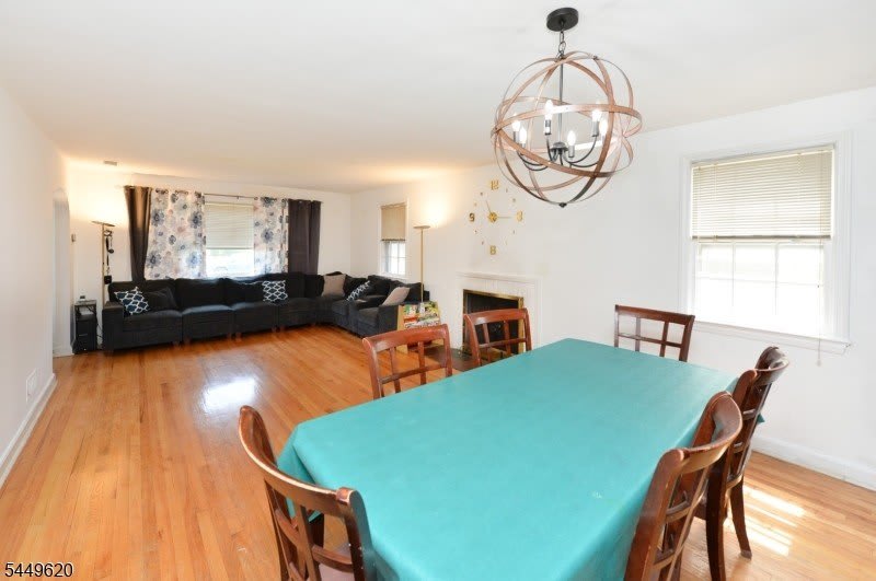 968 Byron Ave – photo 4