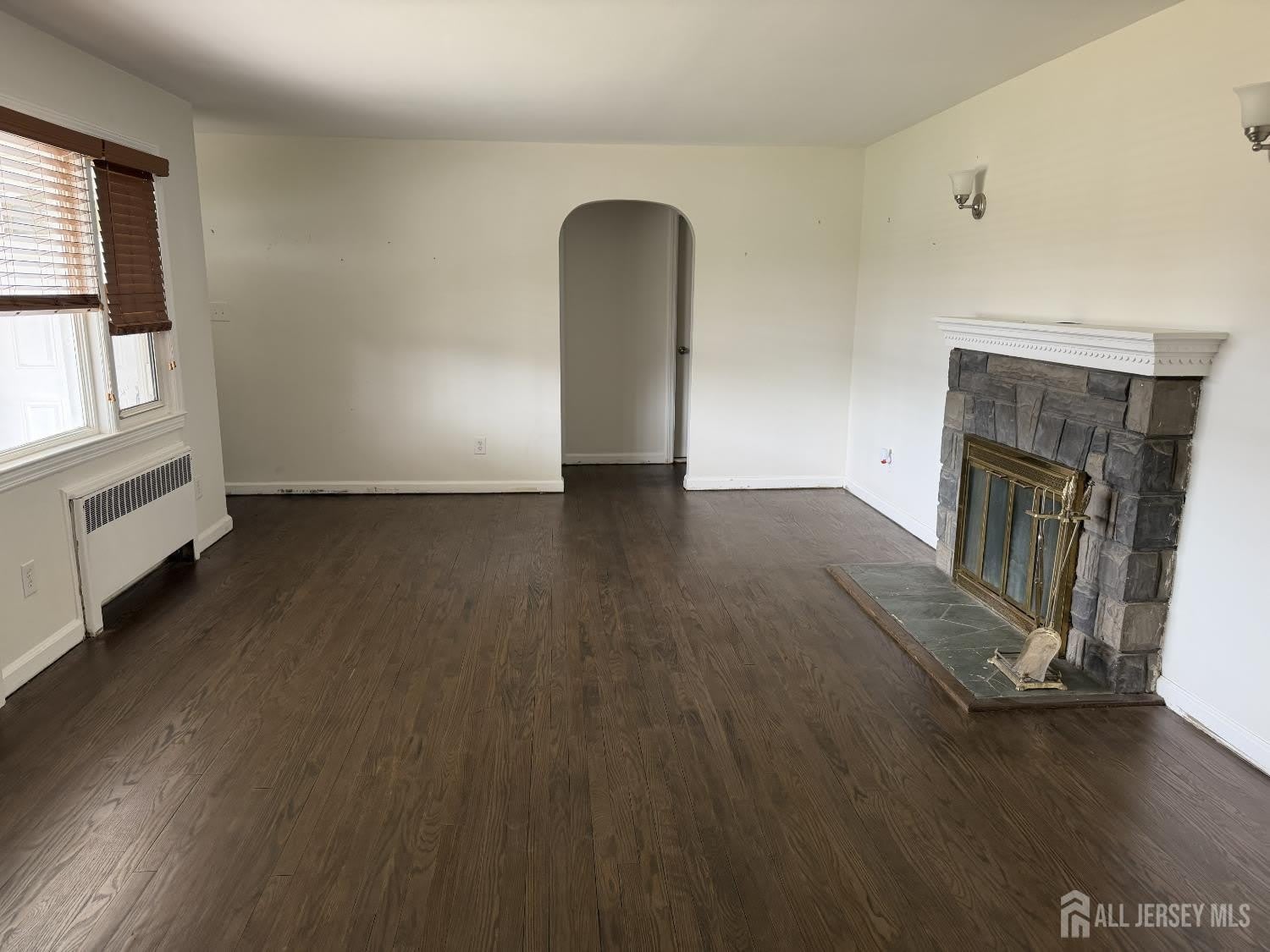 2729 Woodbridge Avenue – photo 3