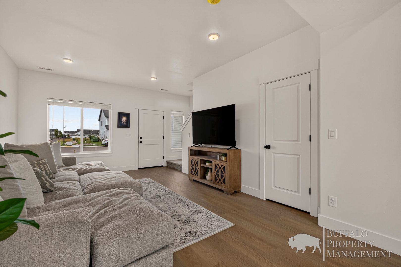 Brand New 4Bd – photo 4