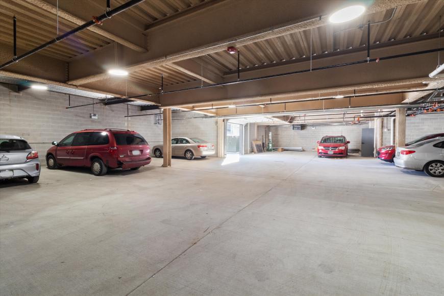 4513 North Clark – photo 3
