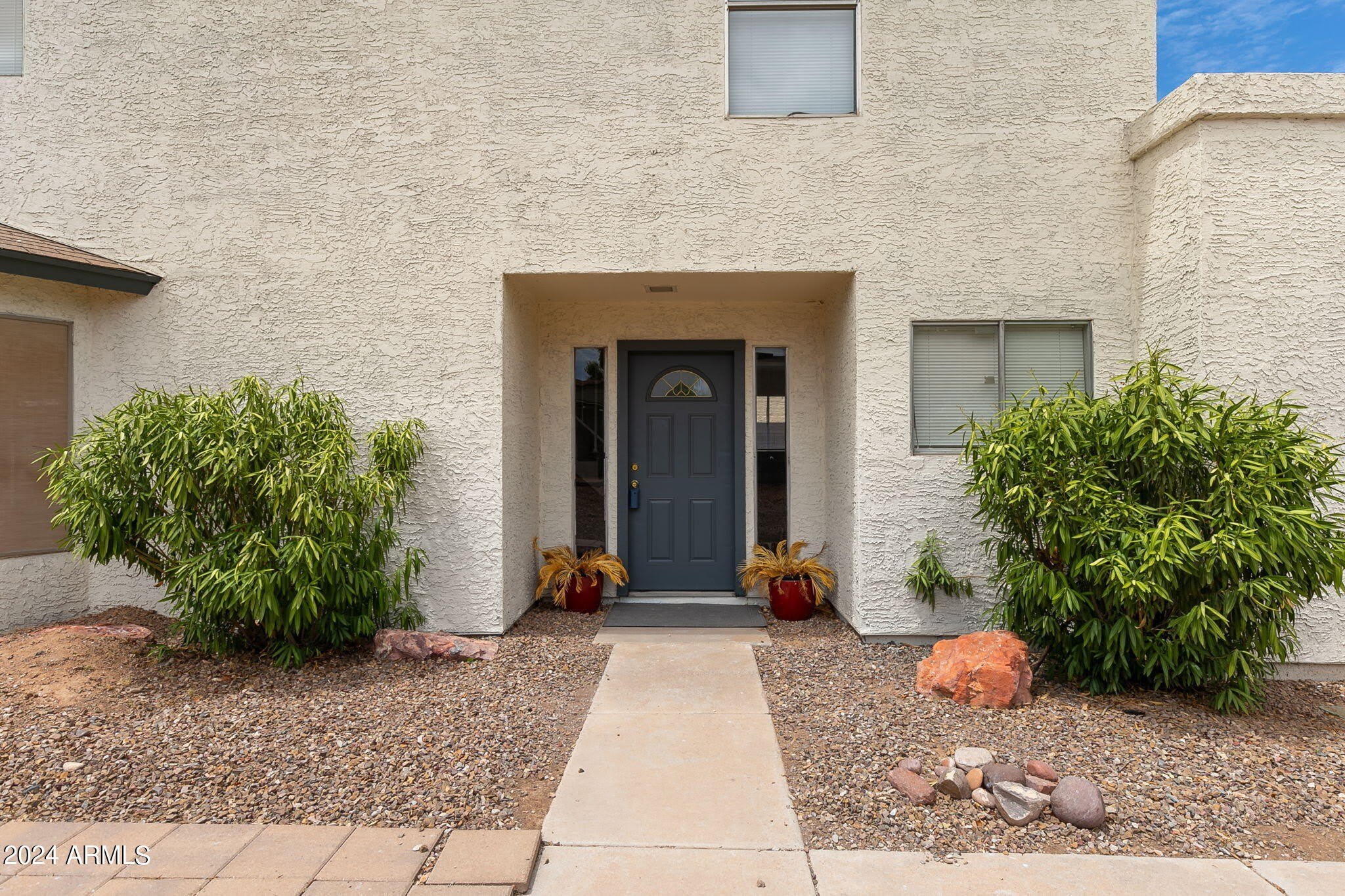 619 E Jensen Street – photo 4