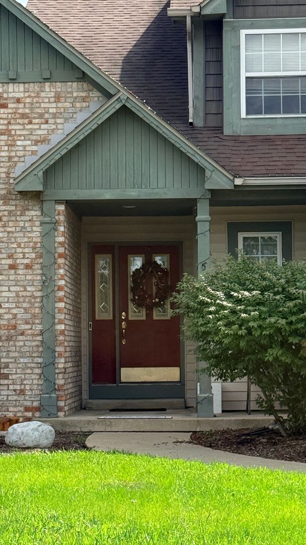 Beautiful Bright Move In Ready Home In Lafayette – photo 3
