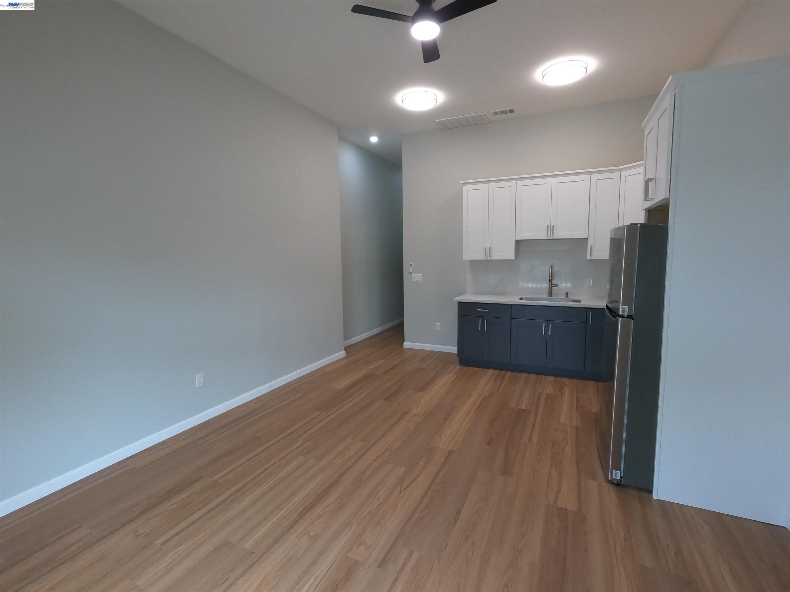 720 Foothill Blvd – photo 2