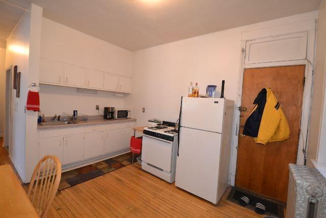921 Waveland – photo 5