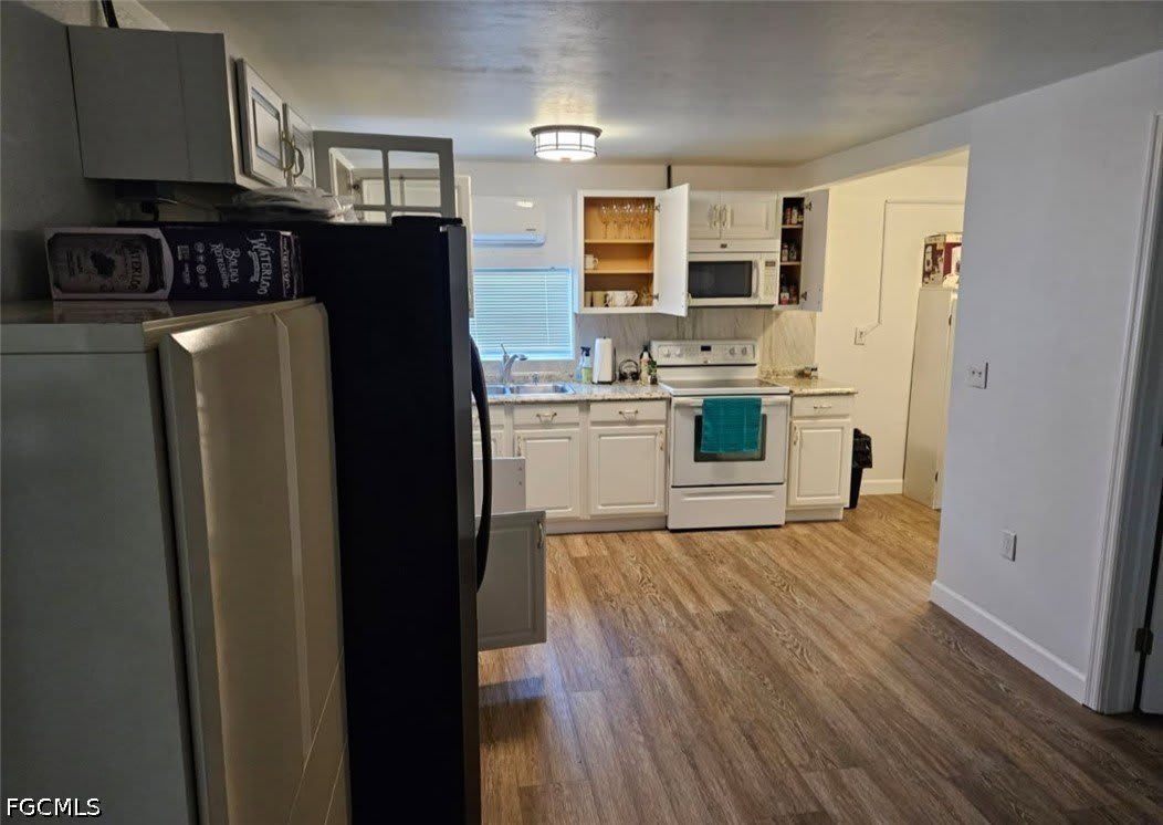 1288 Waite Drive – photo 2