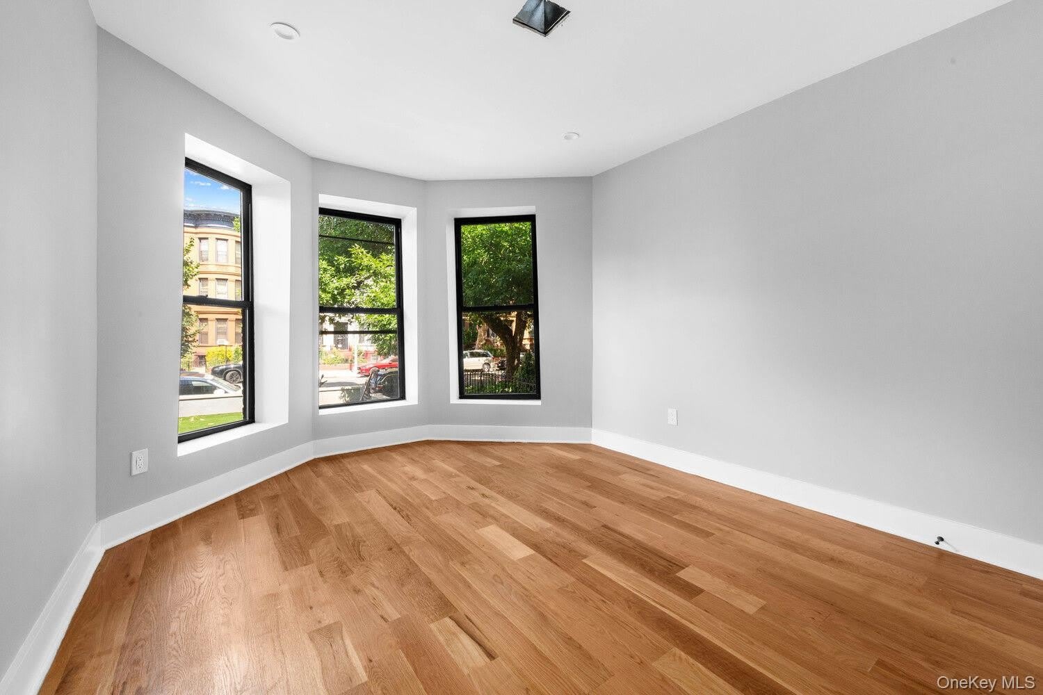 964 ST JOHNS Place – photo 5