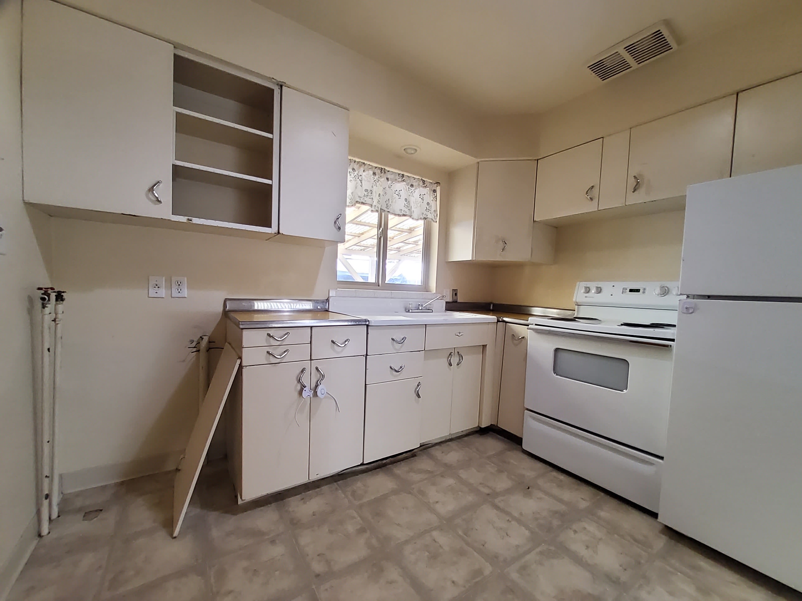 229 Carney St – photo 4