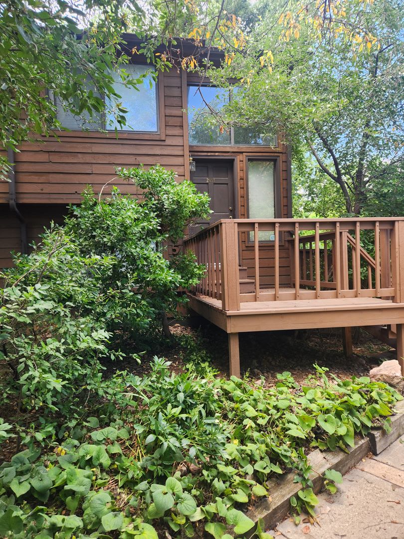Renovated Spacious 2 Bedroom with a Loft for rent in North Boulder in Willow Springs. – photo 1