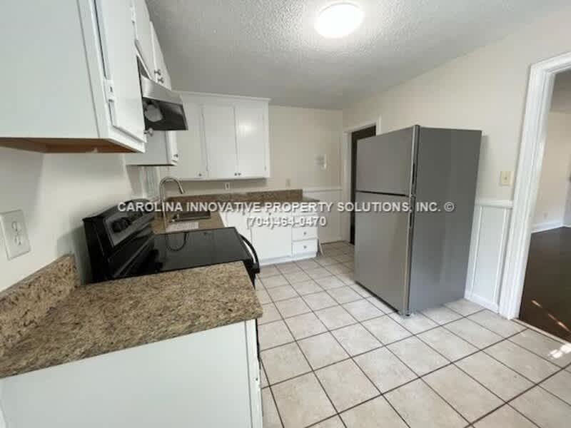 2830 Phillips Avenue – photo 4