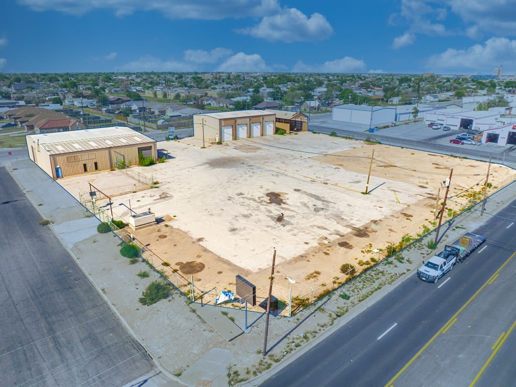 1622 W 2nd St – photo 2